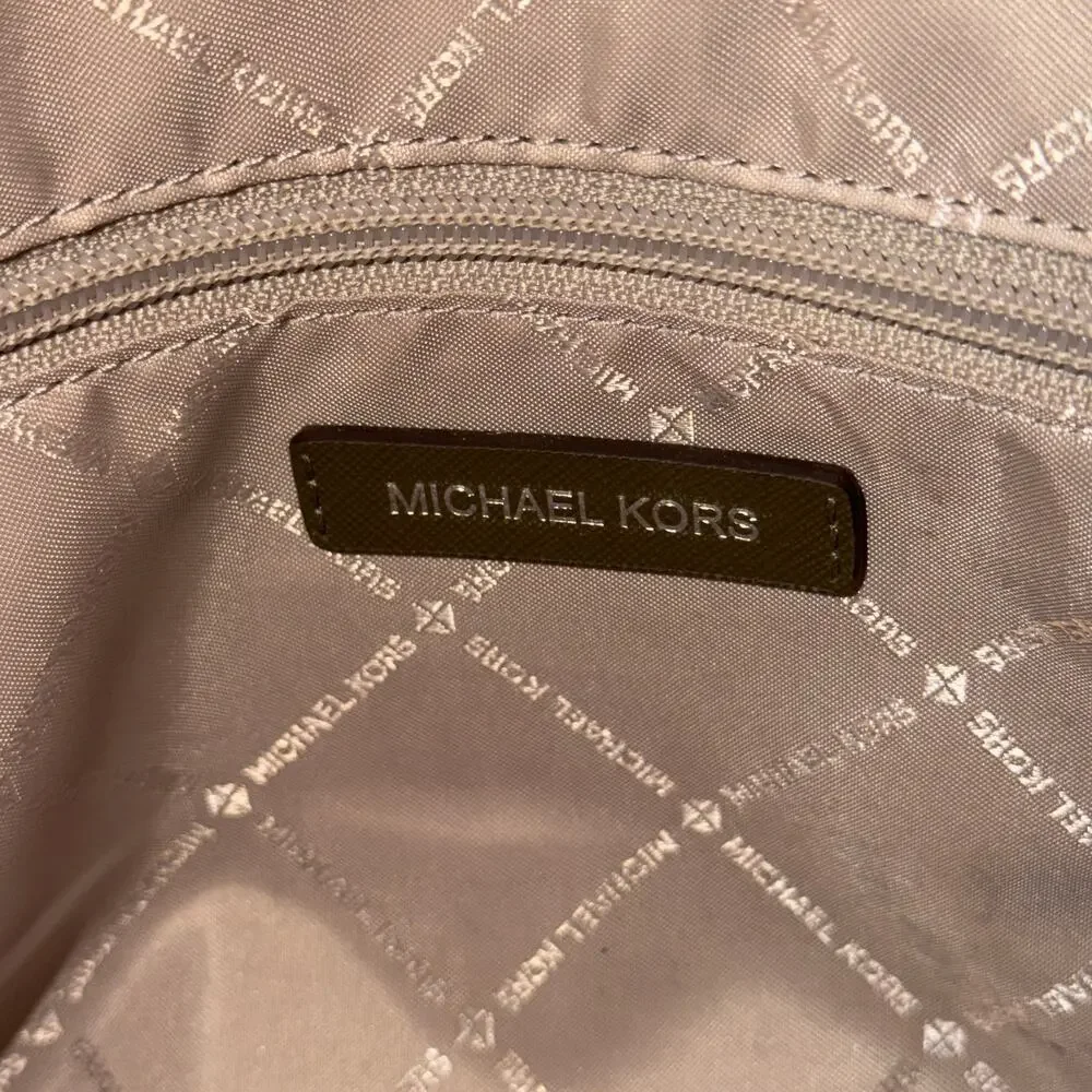 Michael Kors Voyager Large Saffiano Leather Tote Bag Olive Green Purse